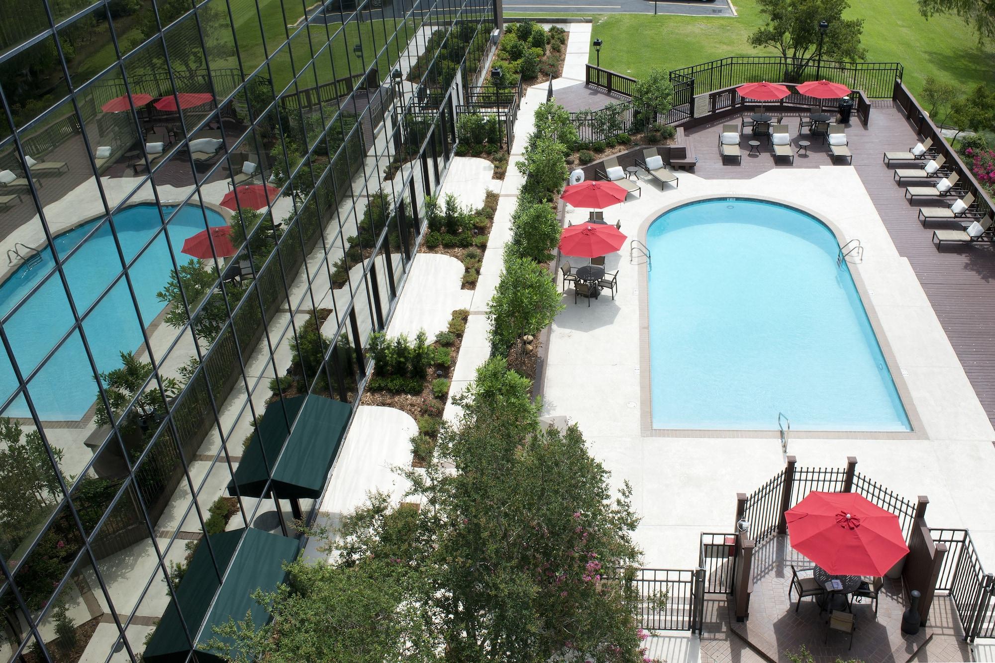 Doubletree By Hilton Lafayette Hotel Екстериор снимка