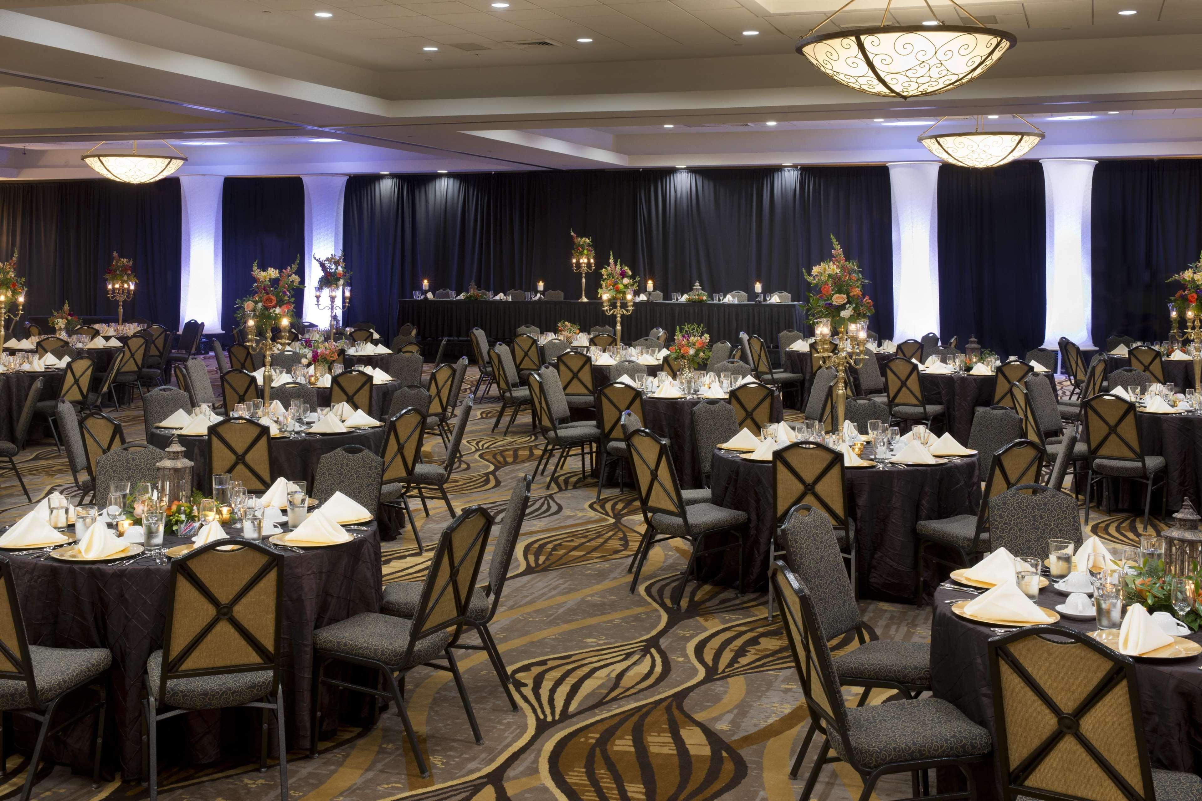 Doubletree By Hilton Lafayette Hotel Екстериор снимка