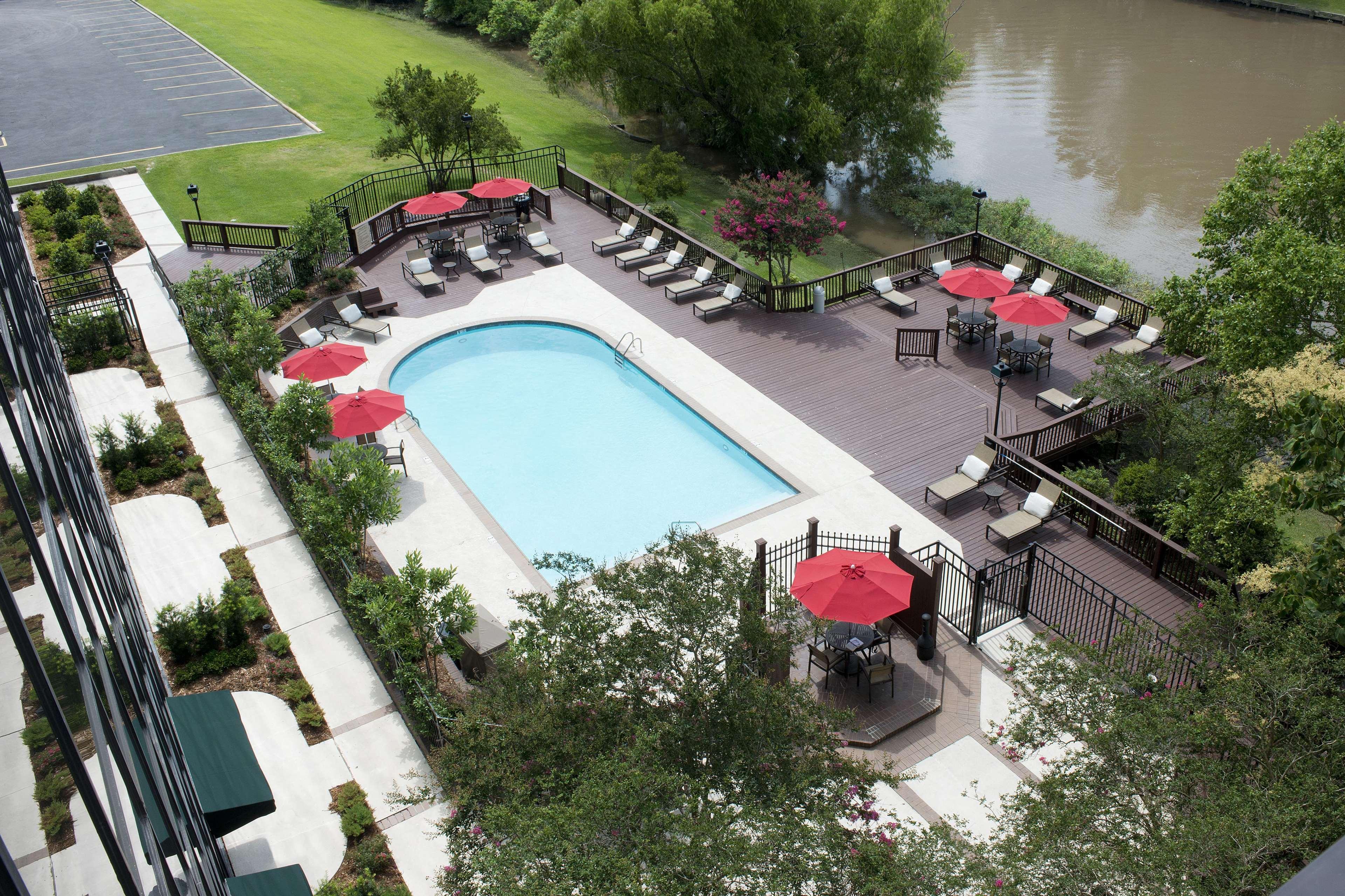 Doubletree By Hilton Lafayette Hotel Екстериор снимка