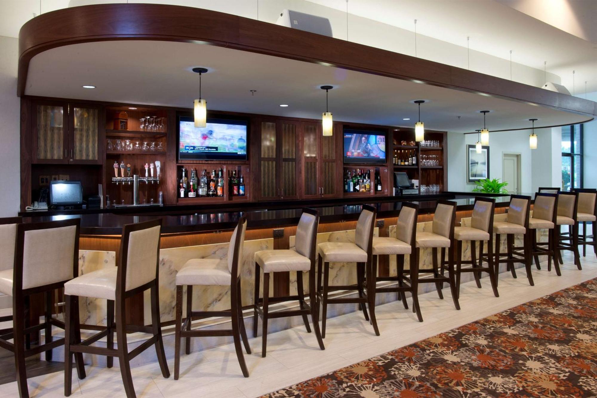 Doubletree By Hilton Lafayette Hotel Екстериор снимка