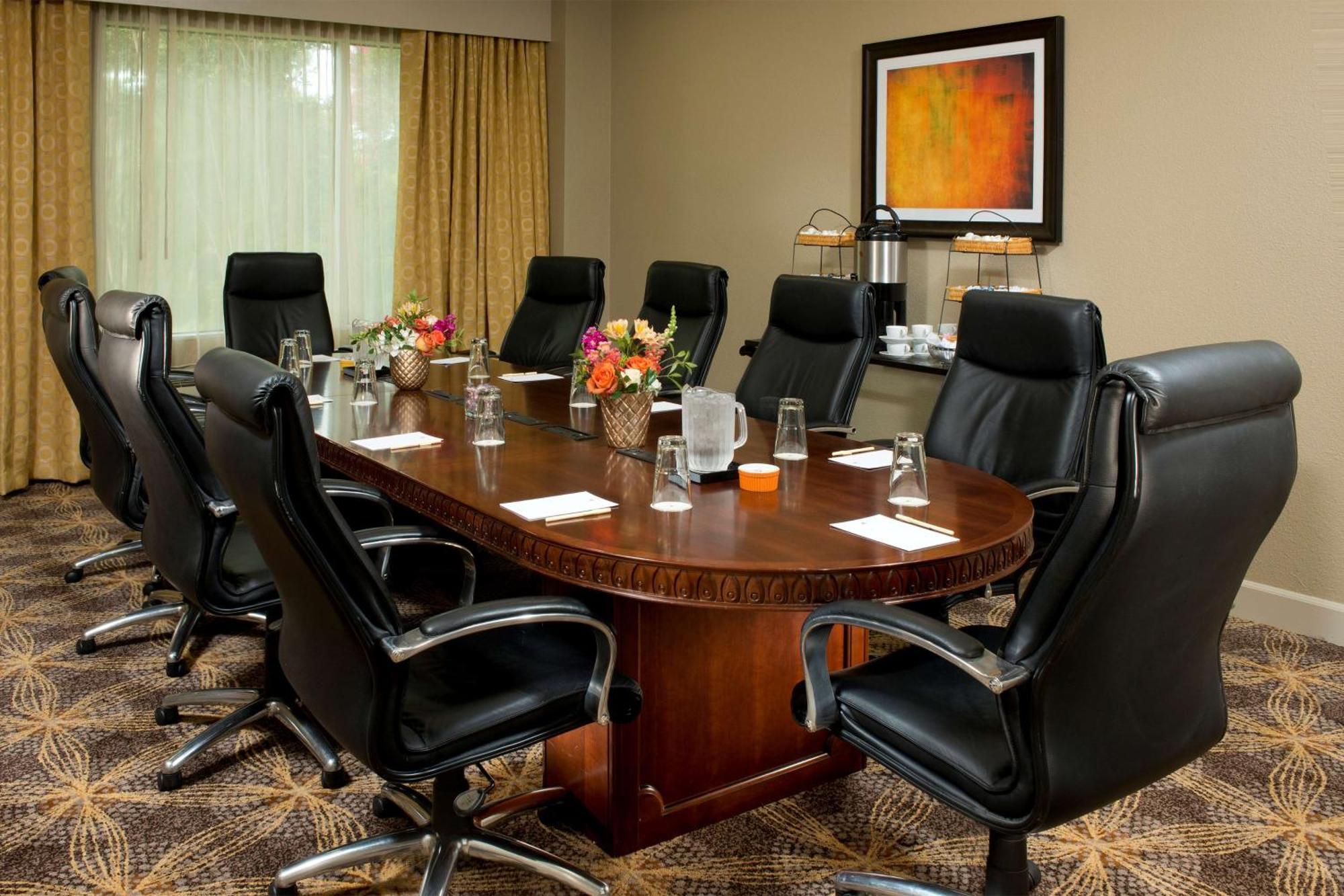 Doubletree By Hilton Lafayette Hotel Екстериор снимка