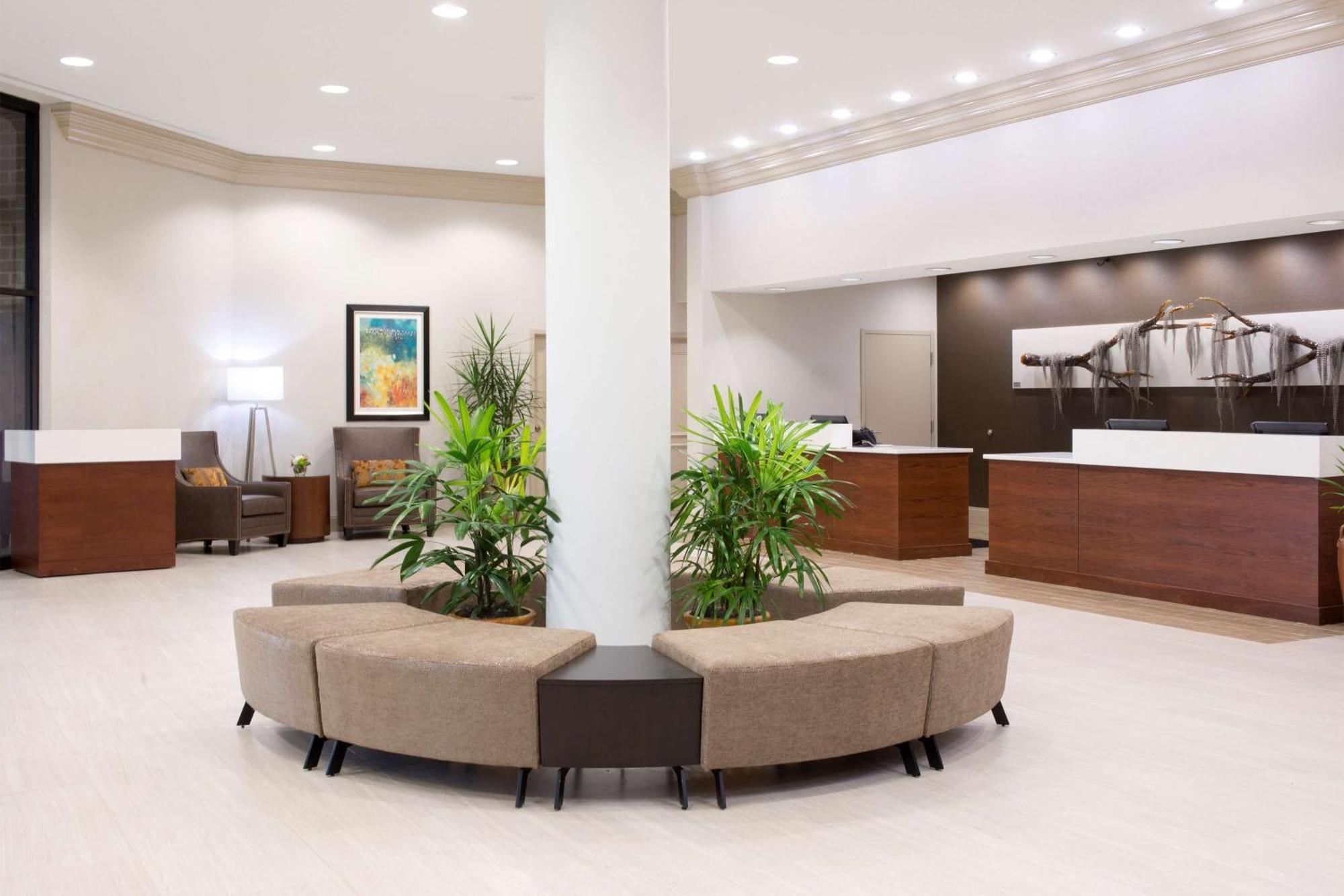Doubletree By Hilton Lafayette Hotel Екстериор снимка