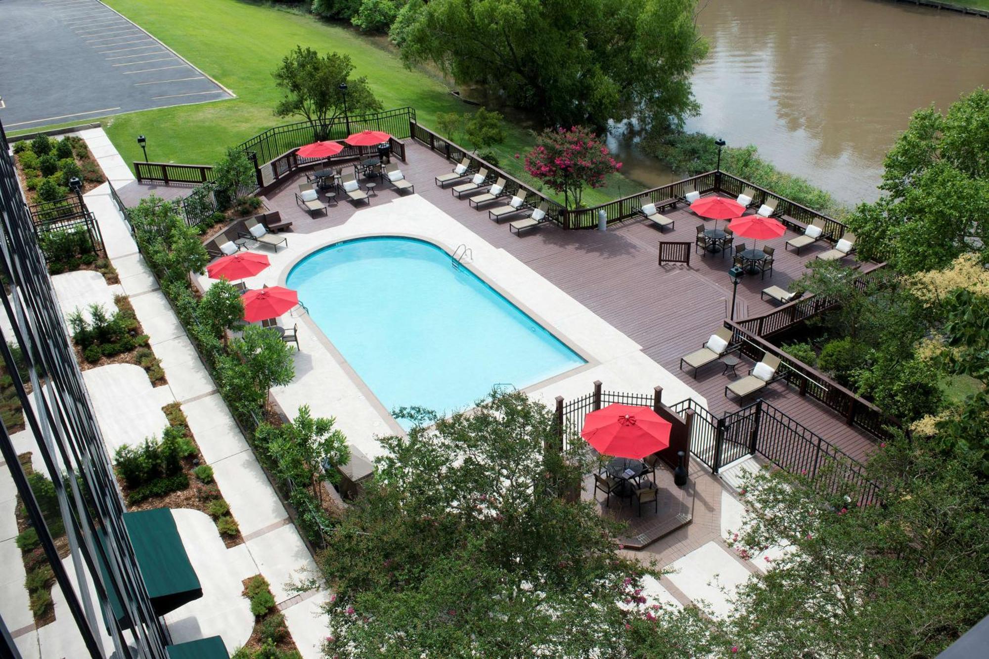 Doubletree By Hilton Lafayette Hotel Екстериор снимка